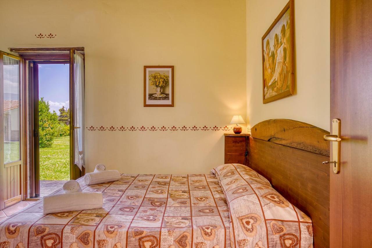Agriturismo Le Terre del Casale Asís Exterior foto
